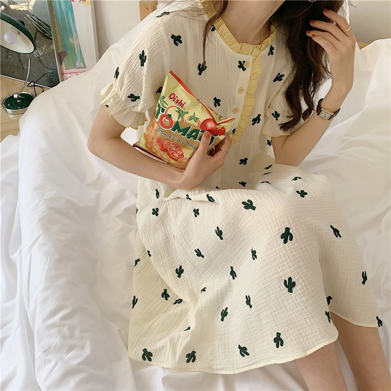CBAFU breathable gauze cotton night dress women nightgowns cactus embroidery short sleeve summer sleepwear home clothes N022
CBAFU breathable gauze cotton night dress women nightgowns cactus embroidery short sleeve summer sleepwear home clothes N022