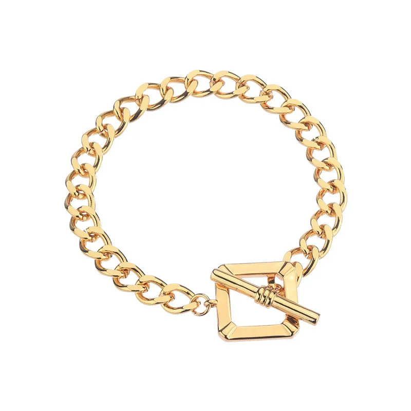 European and American Personality Creative Geometric Alloy Couple Bracelet New Simple Fashion Square Thick Chain Party Bracelet
European and American Personality Creative Geometric Alloy Couple Bracelet New Simple Fashion Square Thick Chain Party Bracelet