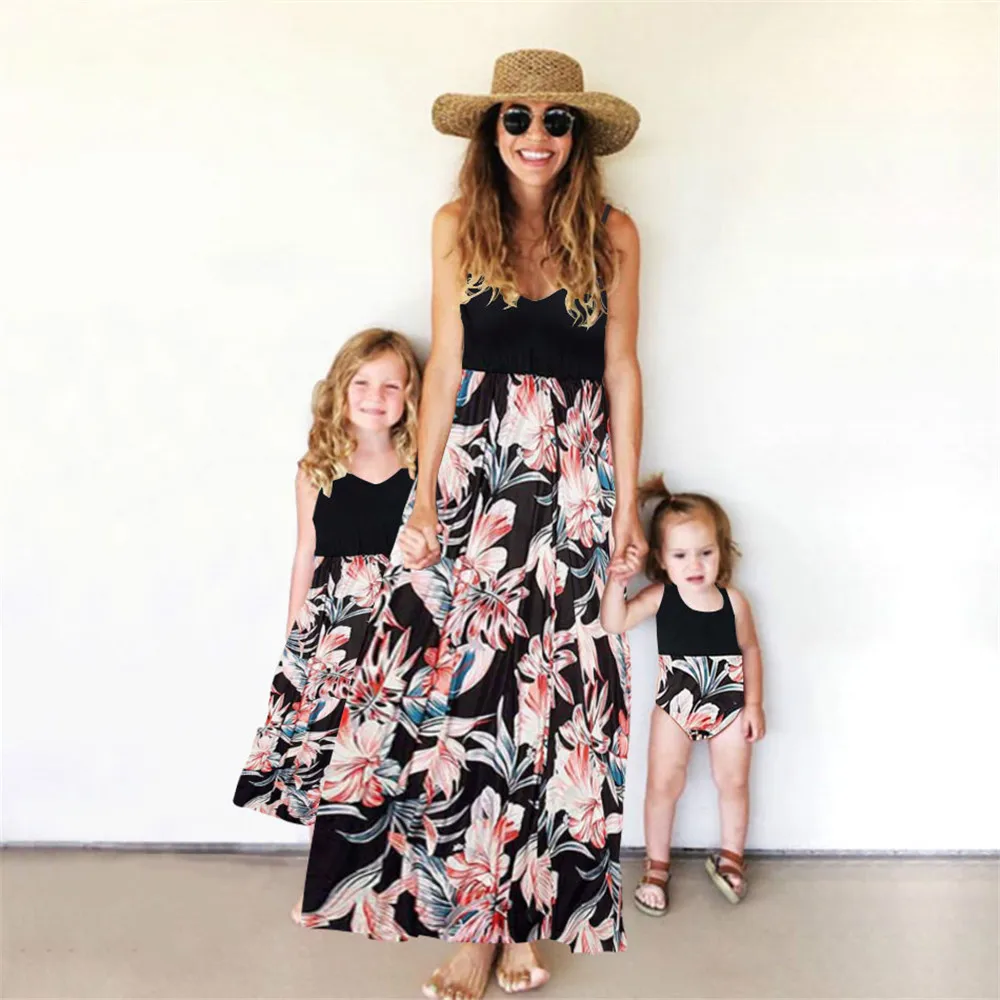 2021 Family Matching Clothes Flower Long Maxi Dresses For Women Patchwork Sexy Summer Tank Brick Dress Mother Daughter Baby Girl
2021 Family Matching Clothes Flower Long Maxi Dresses For Women Patchwork Sexy Summer Tank Brick Dress Mother Daughter Baby Girl