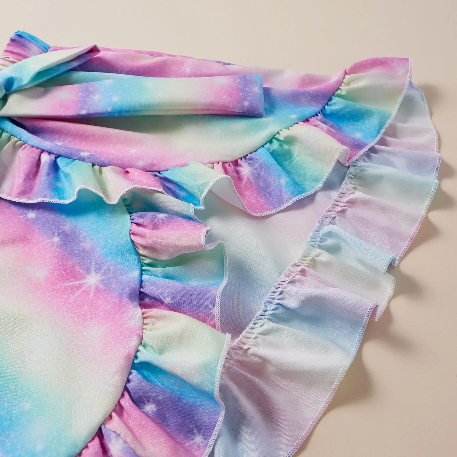 0-4 Year baby clothes girls set cute 2021Toddler Baby Girls Suspender Tops+Rainbow Tie-Dyed Printed Ruffles Skirt Outfits suits
0-4 Year baby clothes girls set cute 2021Toddler Baby Girls Suspender Tops+Rainbow Tie-Dyed Printed Ruffles Skirt Outfits suits