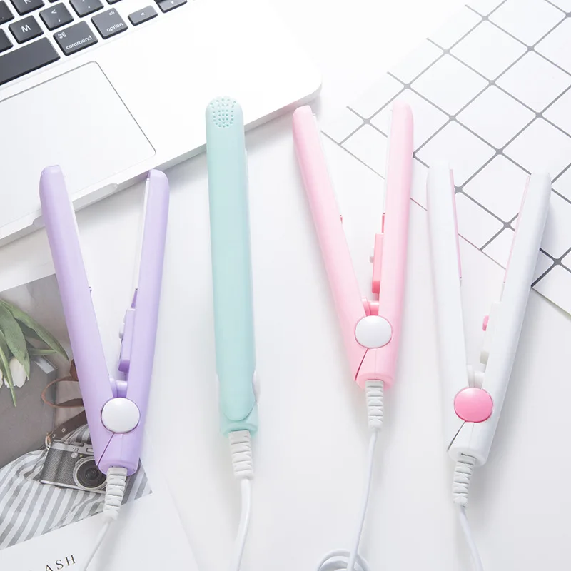 2021new Mini hair straightener Curling her clipper Hair crimper Curling Iron curling hair curly hair requirements Hair
2021new Mini hair straightener Curling her clipper Hair crimper Curling Iron curling hair curly hair requirements Hair