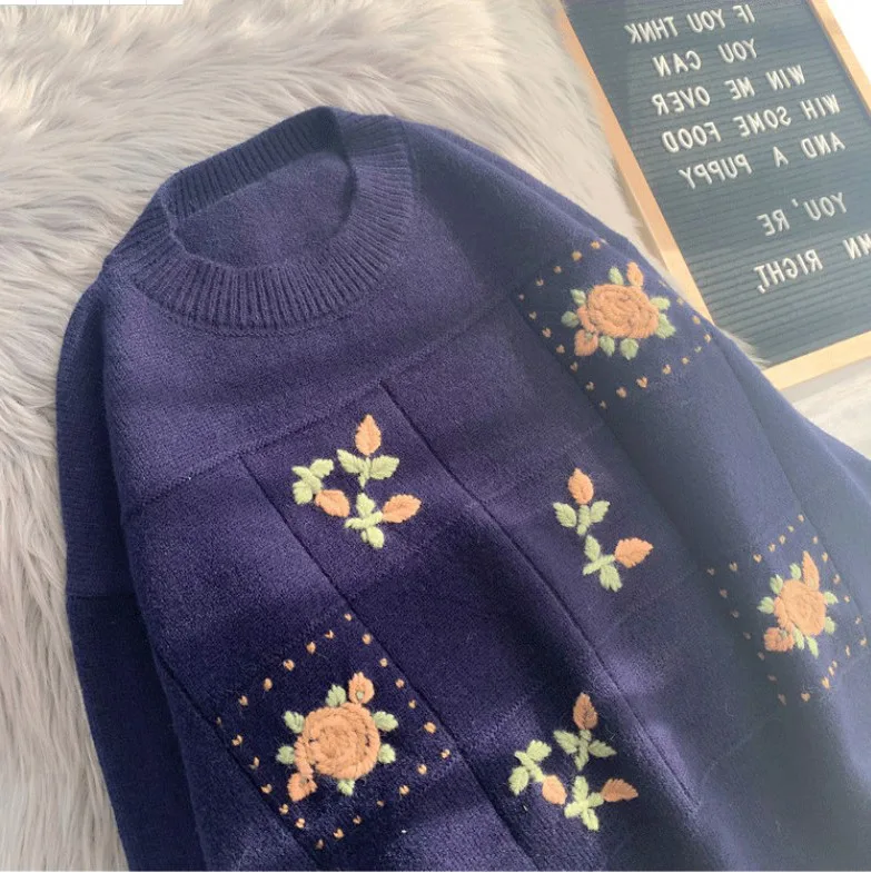 Vintage Embroidery Winter Sweater Women Pullover Oversize Korean Harajuku Clothing Loose Knit Jumper Kawaii Ulzzang Knitwear
Vintage Embroidery Winter Sweater Women Pullover Oversize Korean Harajuku Clothing Loose Knit Jumper Kawaii Ulzzang Knitwear