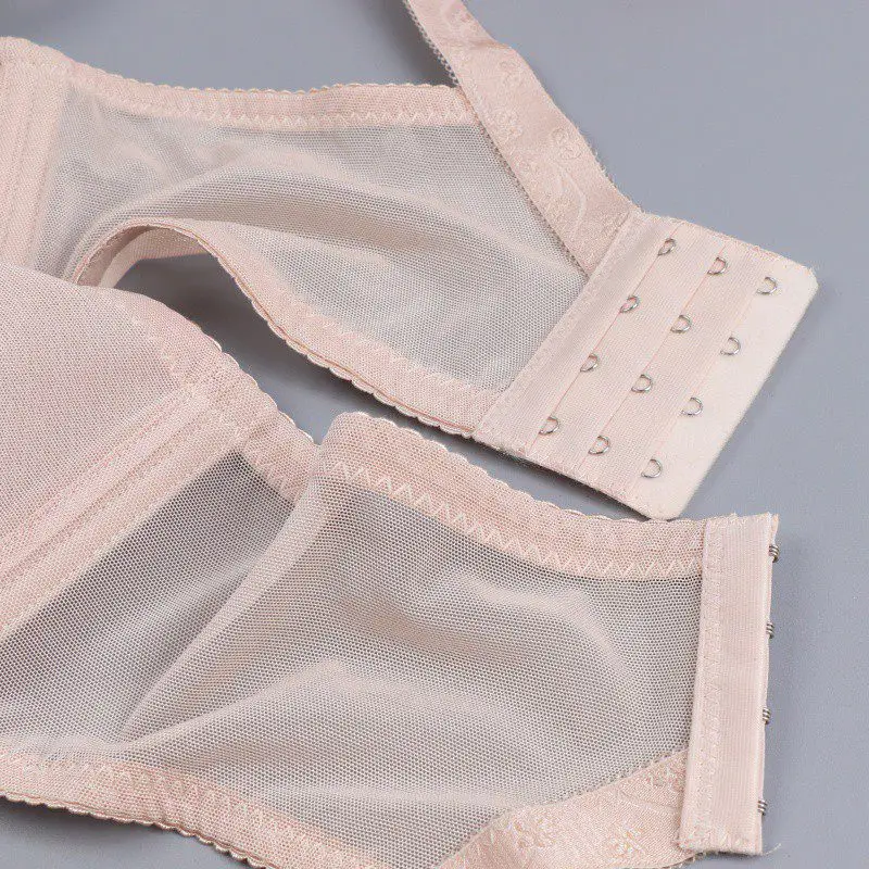 Plus Size Sexy Wire free Lingerie for Women Breathable Full cup Push up Bra Embroidery Solid Color brassiere Adjusted straps
Plus Size Sexy Wire free Lingerie for Women Breathable Full cup Push up Bra Embroidery Solid Color brassiere Adjusted straps