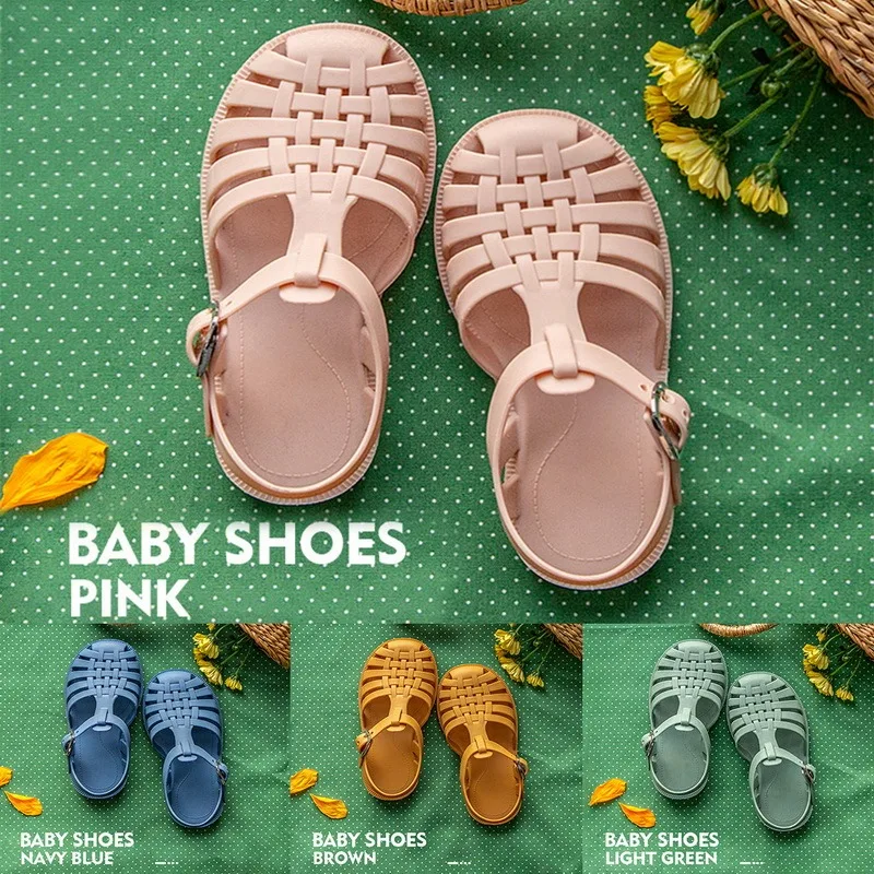 Summer Boys Casual Roman Slippers Beach Shoes Summer Children Sandals Baby Girls Hollow Out Soft Non-slip Shoes Kids Candy Jelly
Summer Boys Casual Roman Slippers Beach Shoes Summer Children Sandals Baby Girls Hollow Out Soft Non-slip Shoes Kids Candy Jelly