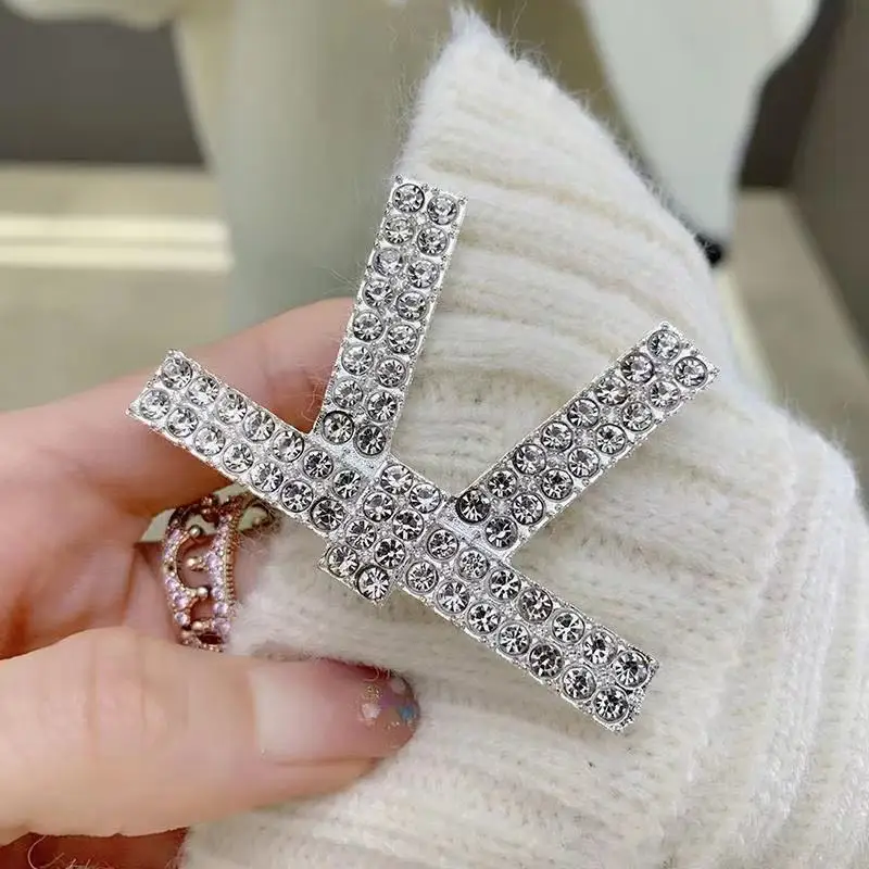 Autumn Women Cardigan Warm Knitted Sweater Jacket Pocket Embroidery Fashion Knit Cardigans Coat Lady Loose Sweaters
Autumn Women Cardigan Warm Knitted Sweater Jacket Pocket Embroidery Fashion Knit Cardigans Coat Lady Loose Sweaters