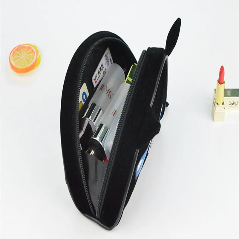 Women's Cosmetic Bag Campus Style Black Cute Cartoon Plush Zipper Semicircle Meow Pattern Organizer Of Cosmetics A Bag
Women's Cosmetic Bag Campus Style Black Cute Cartoon Plush Zipper Semicircle Meow Pattern Organizer Of Cosmetics A Bag