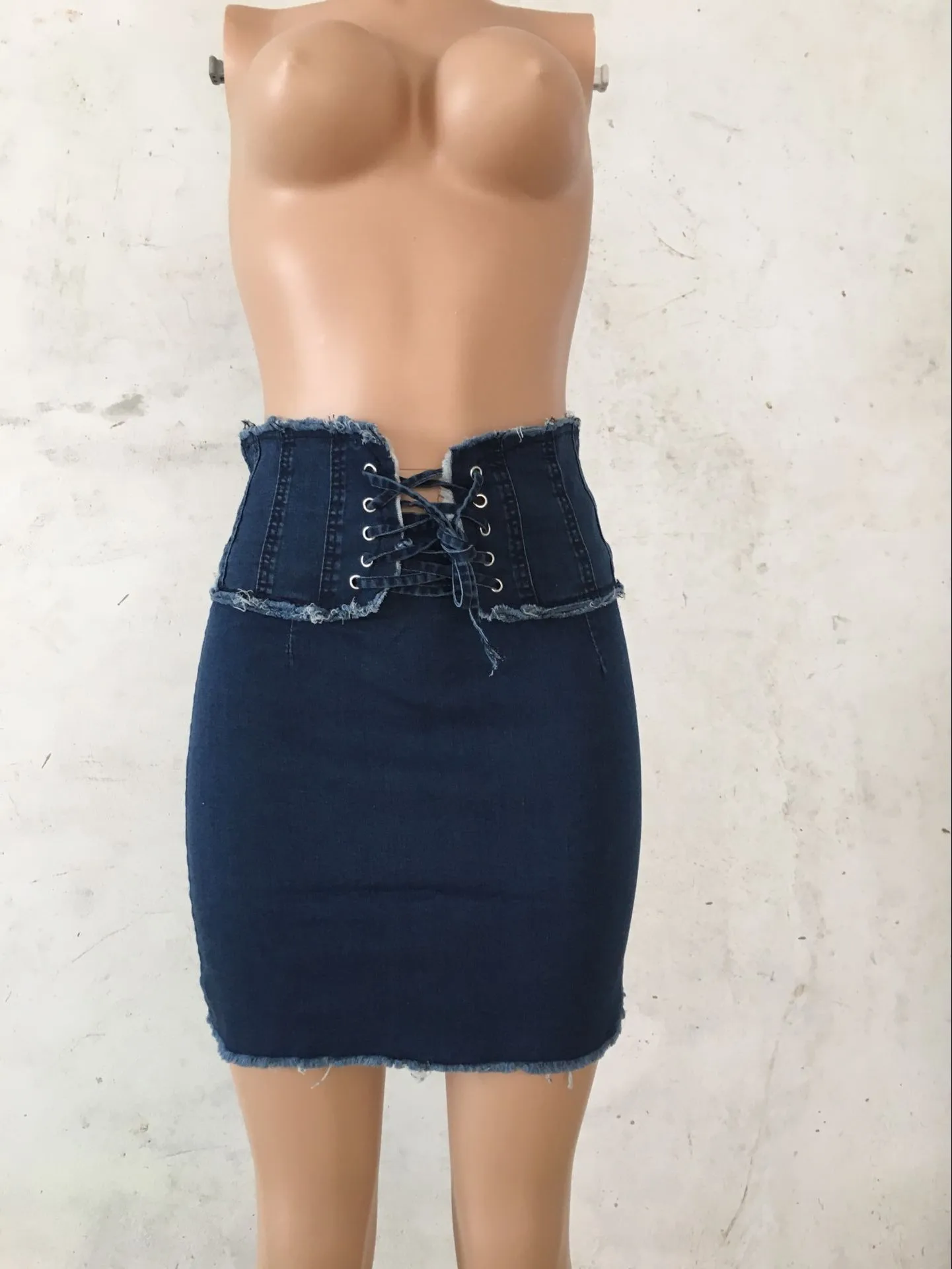 Summer Women Sexy Bandage Skirts Elegant Fashion Tassel High Waist Lace Up Jeans Skirt Woman Party Club Bodycon Skirt Streetwear
Summer Women Sexy Bandage Skirts Elegant Fashion Tassel High Waist Lace Up Jeans Skirt Woman Party Club Bodycon Skirt Streetwear