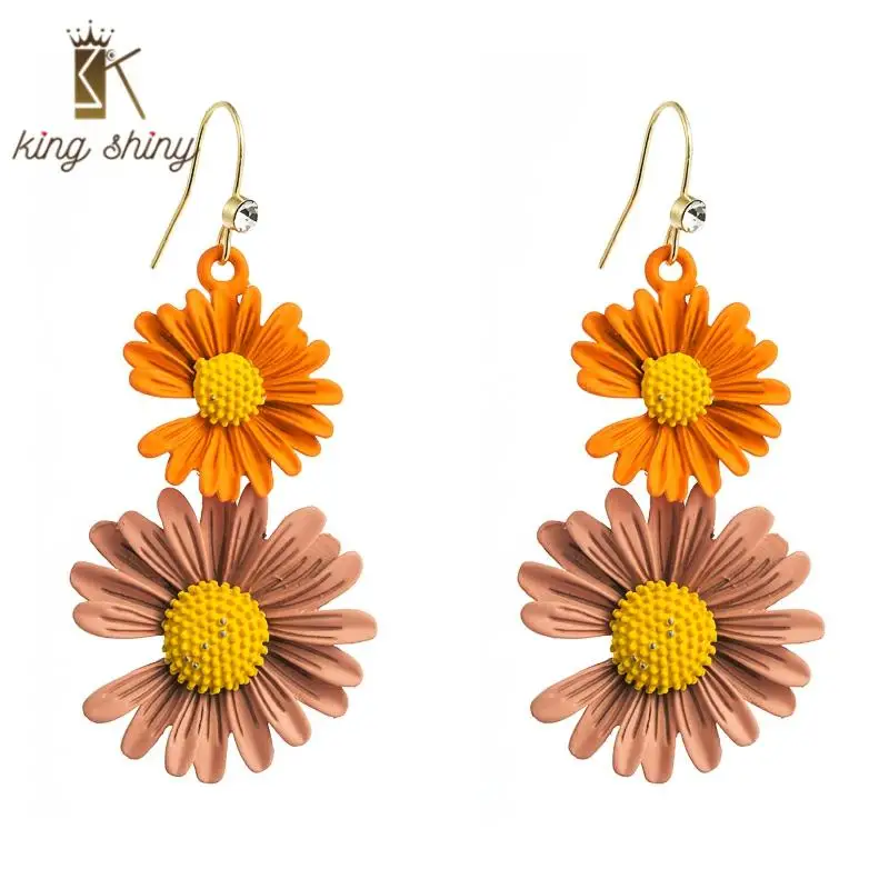 Korean Summer Design Temperament Flower Statement Dangle Earrings Vintage Double Color Small Daisy Boho Woman Party Hoop Earring
Korean Summer Design Temperament Flower Statement Dangle Earrings Vintage Double Color Small Daisy Boho Woman Party Hoop Earring