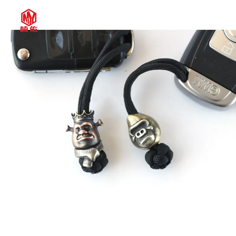Retro Brass Knife Beads Hip Hop International Gesture Knife Pendant DIY Paracord Pendant EDC Car Key Pendant
Retro Brass Knife Beads Hip Hop International Gesture Knife Pendant DIY Paracord Pendant EDC Car Key Pendant