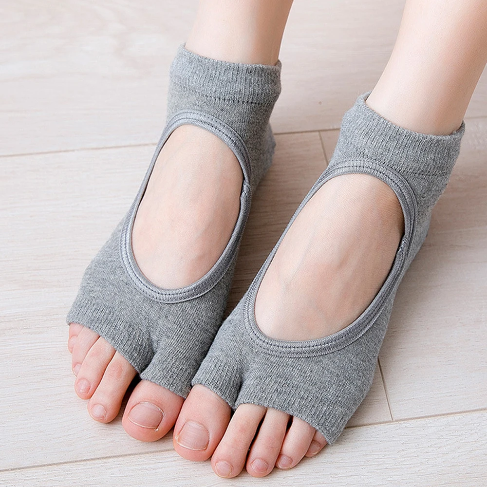 1 Pair Anti Slip Yoga Socks Two Toe Sport Cotton Pilates Sock Ventilation Quick-Dry Ballet Professiona Dance Sock Slippers
1 Pair Anti Slip Yoga Socks Two Toe Sport Cotton Pilates Sock Ventilation Quick-Dry Ballet Professiona Dance Sock Slippers