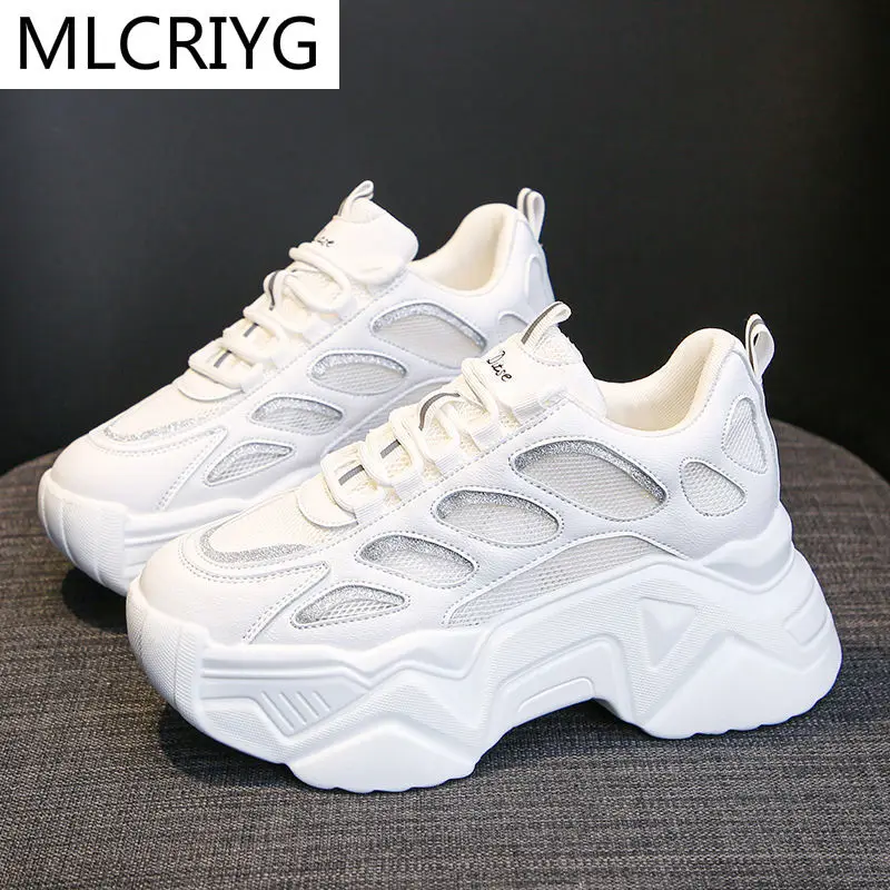2021 New Women Sneakers Platform Round Head Women Vulcanize Shoes Spring Fashion Outdoor Comfortable Casual Dad Shoes for Woman
2021 New Women Sneakers Platform Round Head Women Vulcanize Shoes Spring Fashion Outdoor Comfortable Casual Dad Shoes for Woman