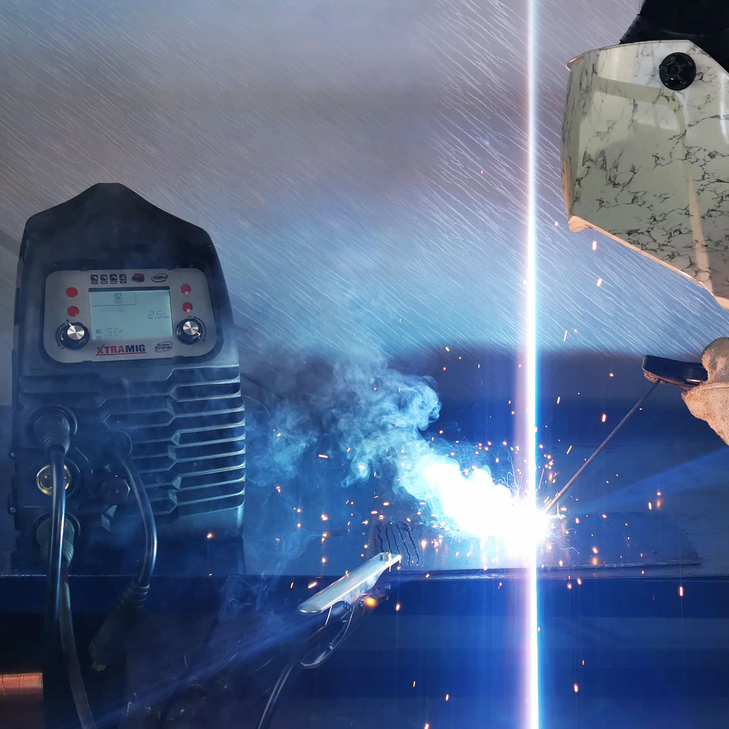 XTRAMIG Synergy 200 mig welder mma tig mag no gas flux aluminium mig welding machine with LCD
XTRAMIG Synergy 200 mig welder mma tig mag no gas flux aluminium mig welding machine with LCD