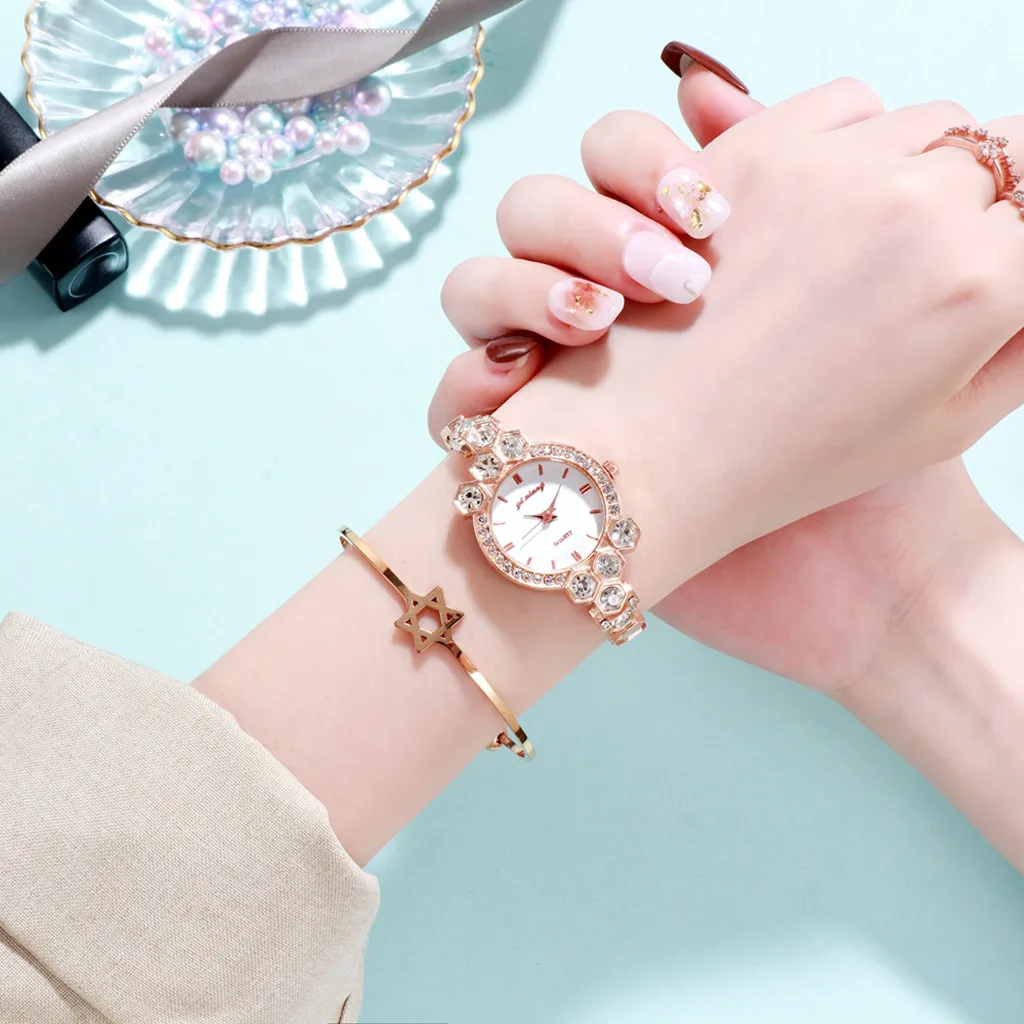 1pcs Fashion Rhinestone Women Watches Square Dial Ladies Quartz Wristwatch Movement Diamonds Stainless Steel Strap Clock
1pcs Fashion Rhinestone Women Watches Square Dial Ladies Quartz Wristwatch Movement Diamonds Stainless Steel Strap Clock