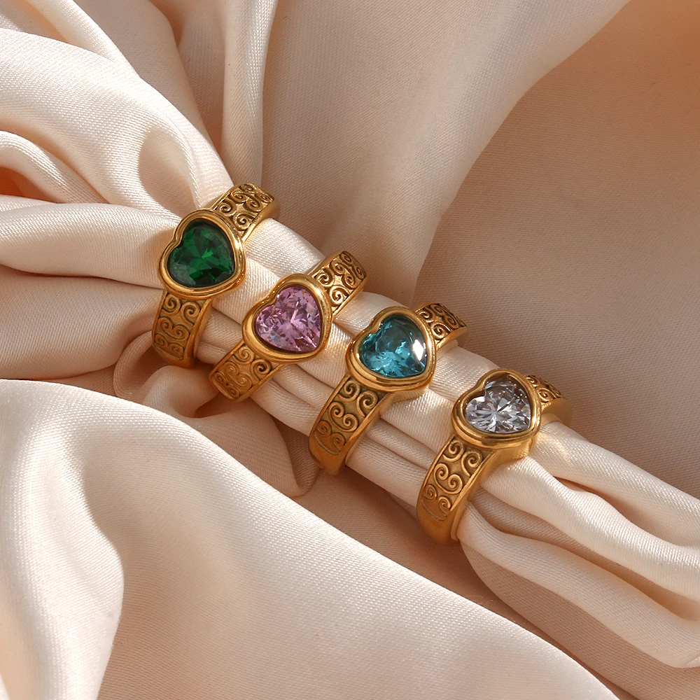 18K Gold Plated Engraving Lucky Cloud Texture on Side Green Purple Blue White Cubic Zirconia Heart Stone Rings For Women
18K Gold Plated Engraving Lucky Cloud Texture on Side Green Purple Blue White Cubic Zirconia Heart Stone Rings For Women