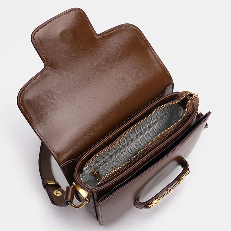 New Trend Casual Bag Retro Horse Street Buckle Shoulder Bag Net Celebrity Fashion Messenger Tofu Bag 
New Trend Casual Bag Retro Horse Street Buckle Shoulder Bag Net Celebrity Fashion Messenger Tofu Bag