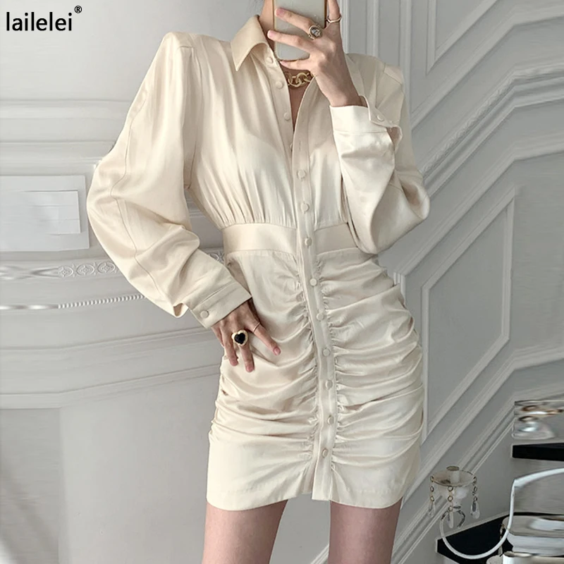 Button Ruched Satin Shirt Dress Mini Black Long Sleeve Dresses For Women Autumn 2021 Elegant Vestidos Cortos Sukienki Damskie
Button Ruched Satin Shirt Dress Mini Black Long Sleeve Dresses For Women Autumn 2021 Elegant Vestidos Cortos Sukienki Damskie