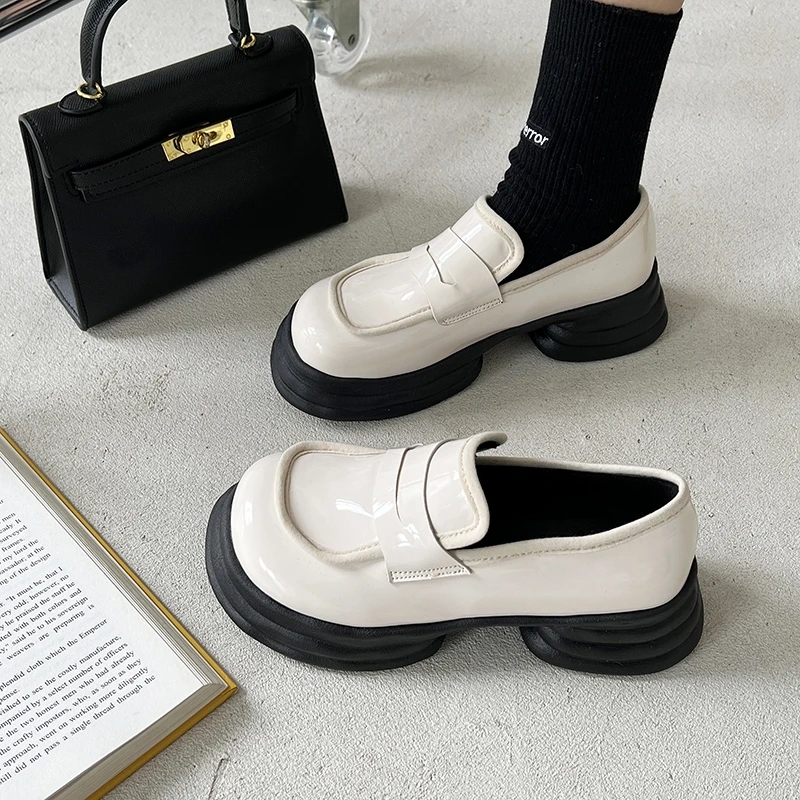 Casual Woman Shoe Oxfords Clogs Platform Slip-on Round Toe Modis British Style Summer Retro Leather Creepers Slip On On Heels 20
Casual Woman Shoe Oxfords Clogs Platform Slip-on Round Toe Modis British Style Summer Retro Leather Creepers Slip On On Heels 20