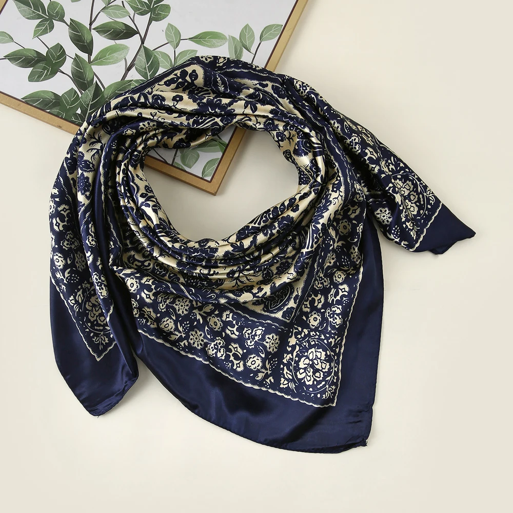 Retro Style Cashew Flower Square Scarf Ethnic Wind Silk Scarf European And American Atreet Neck Small Scarf Literary Wind
Retro Style Cashew Flower Square Scarf Ethnic Wind Silk Scarf European And American Atreet Neck Small Scarf Literary Wind