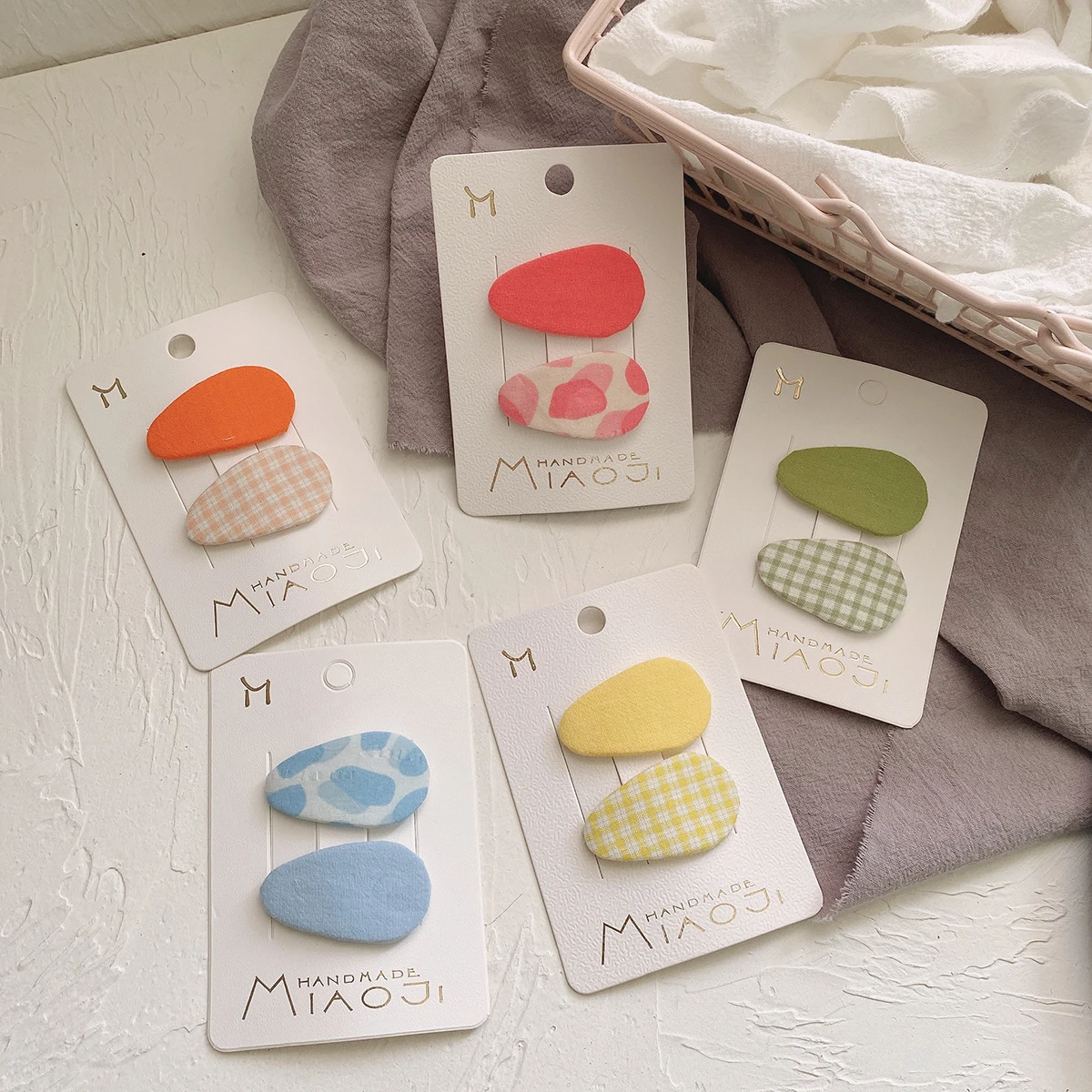 Korea Bring Down the Price New Children Cute Plaid Hair Clips Baby Girl Lovely Hairpin Small Barrettes Fashion Hair Accessories
Korea Bring Down the Price New Children Cute Plaid Hair Clips Baby Girl Lovely Hairpin Small Barrettes Fashion Hair Accessories