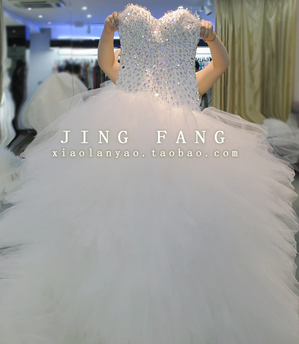 free shipping casamento luxury crystal vestido de noiva 2016 new fashionable sexy sweetheart ball bridal gown wedding dress
free shipping casamento luxury crystal vestido de noiva 2016 new fashionable sexy sweetheart ball bridal gown wedding dress