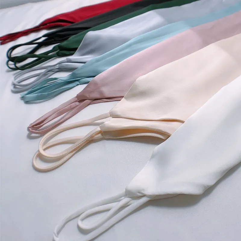 Korean Silk Halter Top Women Silk Camis Women V-neck Satin Tank Tops Elegant Woman Sleeveless White Tops Sexy Top Plus Size XXXL
Korean Silk Halter Top Women Silk Camis Women V-neck Satin Tank Tops Elegant Woman Sleeveless White Tops Sexy Top Plus Size XXXL