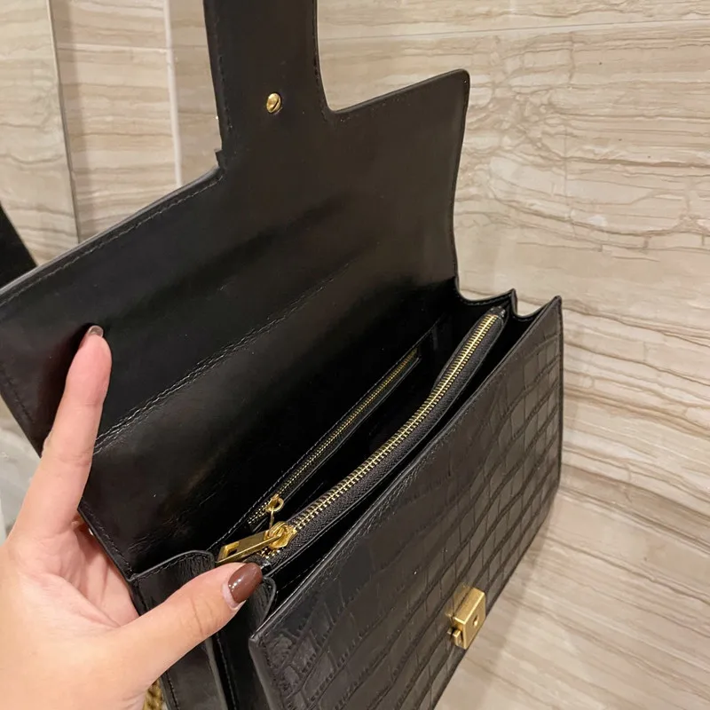 117229 2021 new fashion ladies chain bag trend all-match ladies shoulder bag messenger bag purses women handbags
117229 2021 new fashion ladies chain bag trend all-match ladies shoulder bag messenger bag purses women handbags