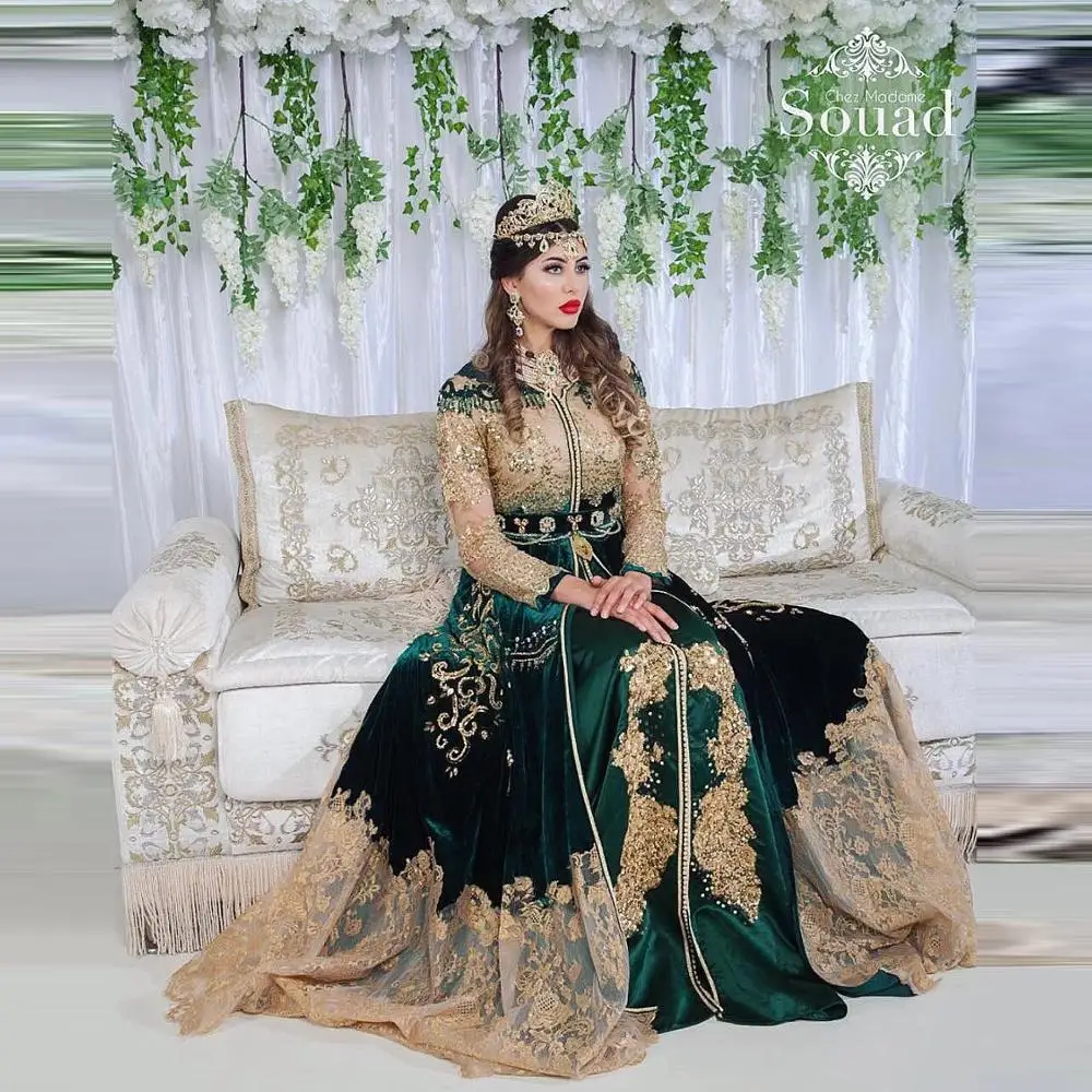Moroccan Kaftan Evening Dress V Neck emerald green Luruxy Beading Muslim Arabic Prom Dress Long Sleeves Appliques Algerian Gown
Moroccan Kaftan Evening Dress V Neck emerald green Luruxy Beading Muslim Arabic Prom Dress Long Sleeves Appliques Algerian Gown