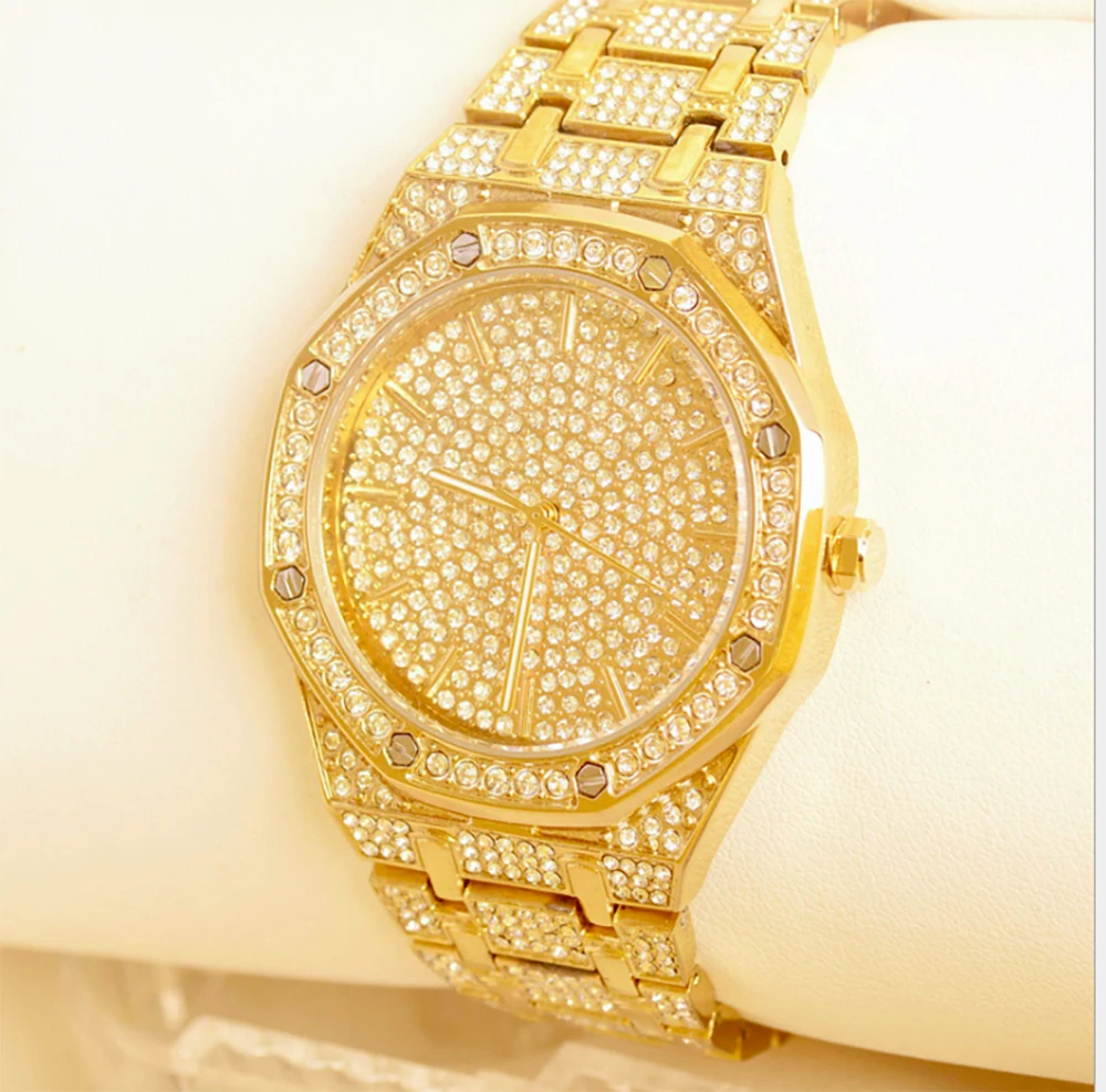 Women's watch Full diamonds stainless steel band wristwatches Female students girls golden folding buckle Quartz watches 
Women's watch Full diamonds stainless steel band wristwatches Female students girls golden folding buckle Quartz watches