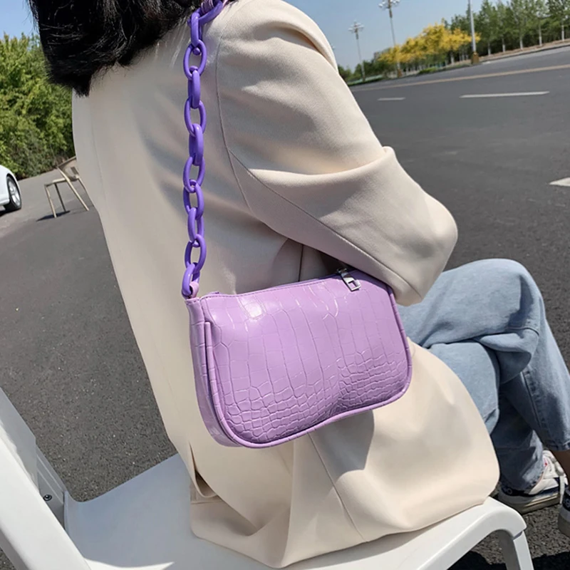 Crocodile Pattern Baguette Handbag for Women 2021 Candy Color Chain Ladies Small Shoulder Bags Fashion Design Leather Armpit Bag
Crocodile Pattern Baguette Handbag for Women 2021 Candy Color Chain Ladies Small Shoulder Bags Fashion Design Leather Armpit Bag