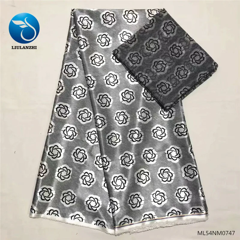 LIULANZHI African Wax Style Silk Print Fabric 4 Yards and 2 yards Scarf New Arrvial African Soft Wax Design ML54NM0740-50
LIULANZHI African Wax Style Silk Print Fabric 4 Yards and 2 yards Scarf New Arrvial African Soft Wax Design ML54NM0740-50