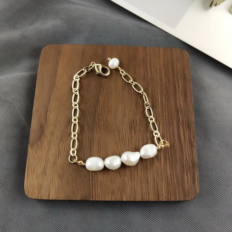 F.J4Z 2019 Hot Baroque Bracelet for Women Gold Metal Chain Natural Irregular Pearl Charms Bangle Bracelets Girl's Gifts Dropship
F.J4Z 2019 Hot Baroque Bracelet for Women Gold Metal Chain Natural Irregular Pearl Charms Bangle Bracelets Girl's Gifts Dropship