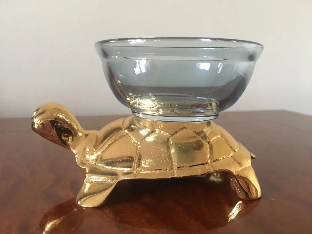 Decorative glass bowl souvenir turtle gift for chocolate and candy service 
Decorative glass bowl souvenir turtle gift for chocolate and candy service