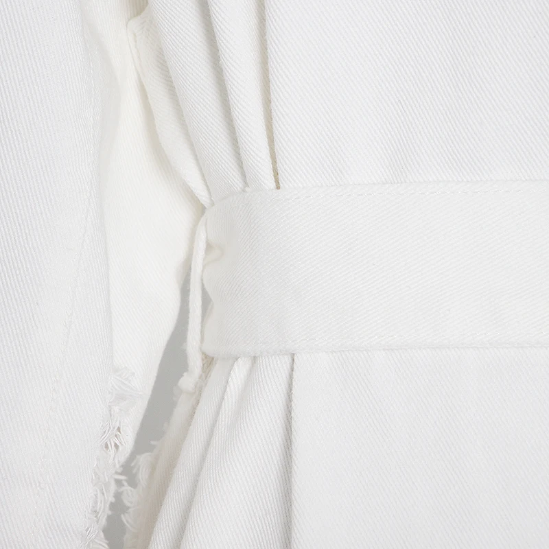 TWOTWINSTYLE Hollow Out Denim Jacket For Women Lapel Long Sleeve High Waist With Sashes Slim Hole Coat Female 2020 Summer New
TWOTWINSTYLE Hollow Out Denim Jacket For Women Lapel Long Sleeve High Waist With Sashes Slim Hole Coat Female 2020 Summer New