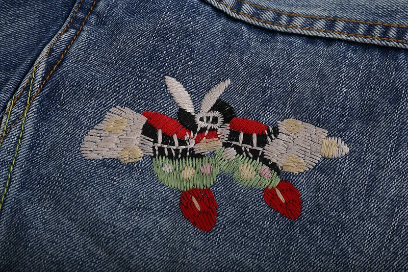 New 2020 Embroidery Jean Jacket Men Women Couples Print Jean Jacket Hip-hop High Street Casual Jean Jacket
New 2020 Embroidery Jean Jacket Men Women Couples Print Jean Jacket Hip-hop High Street Casual Jean Jacket