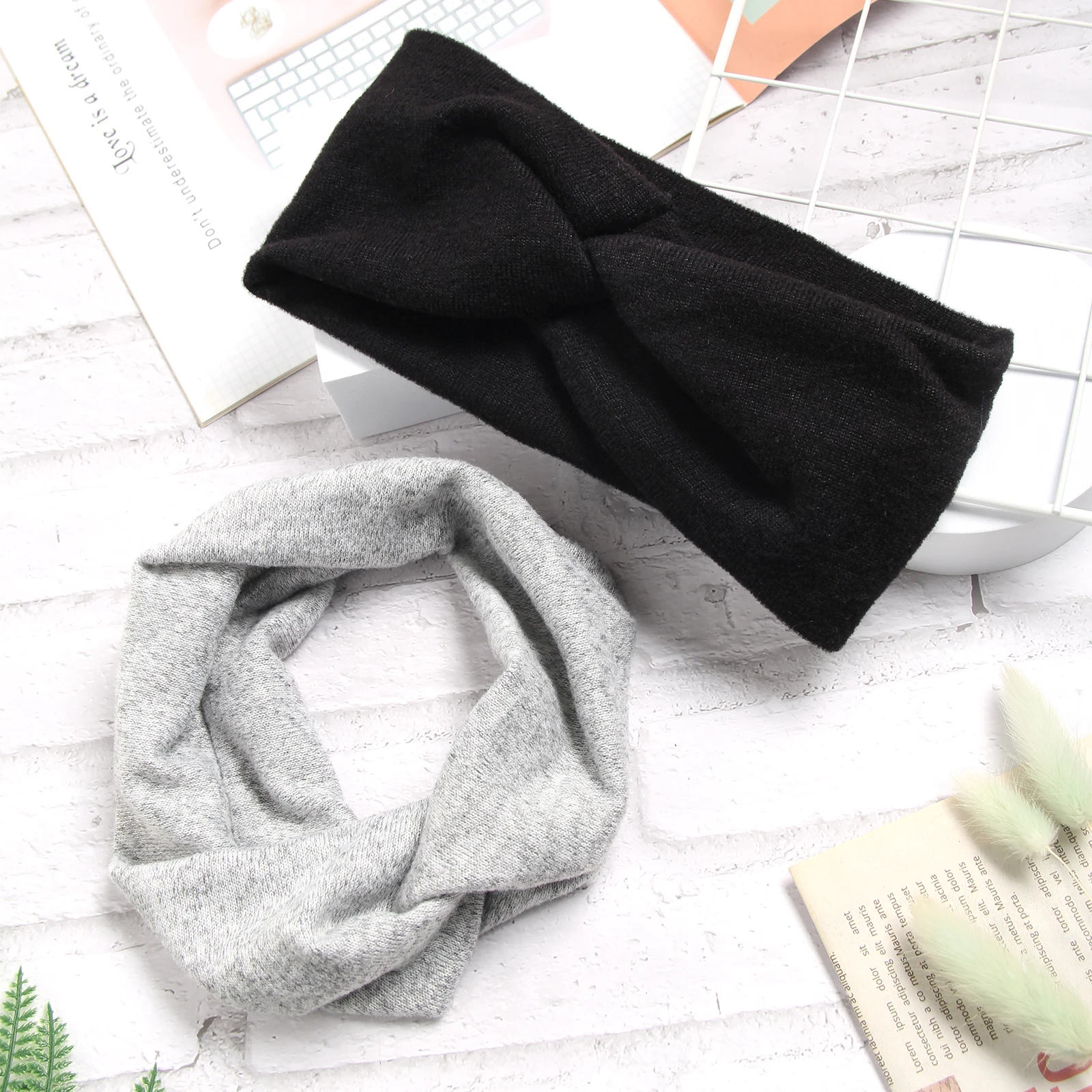 Fashion Women Girls Casual Cotton Stretchy Headband Sport Knitted Solid Color Hair Band Washing Makeup Elastic Hair Accessories
Fashion Women Girls Casual Cotton Stretchy Headband Sport Knitted Solid Color Hair Band Washing Makeup Elastic Hair Accessories