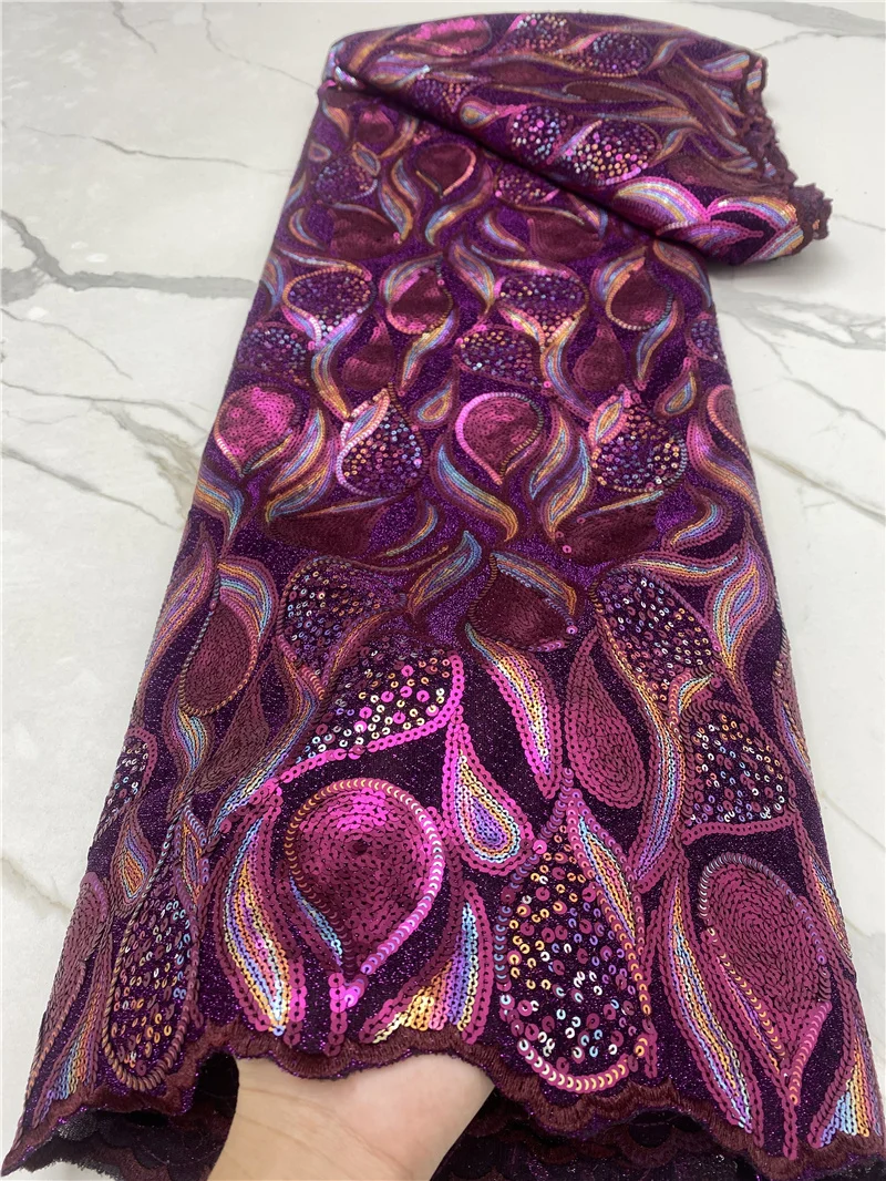PGC 2021 High Quality Nigerian Velvet Lace Fabric Embroidered French African Sequins Lace Fabric Weaving For Dress YA4385B-7
PGC 2021 High Quality Nigerian Velvet Lace Fabric Embroidered French African Sequins Lace Fabric Weaving For Dress YA4385B-7