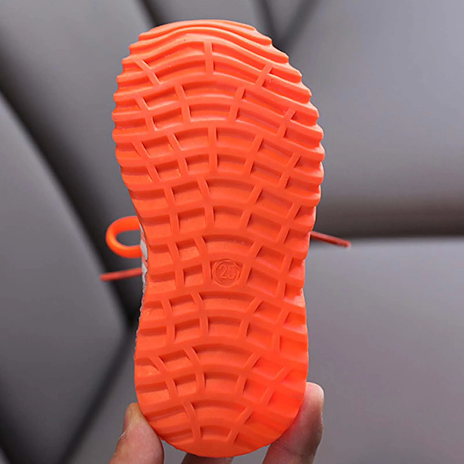 Children casual shoes Toddler Infant Kids Baby Girls Boys Mesh LED Light Luminous Sport Shoes Sneakers 2021 E1 
Children casual shoes Toddler Infant Kids Baby Girls Boys Mesh LED Light Luminous Sport Shoes Sneakers 2021 E1