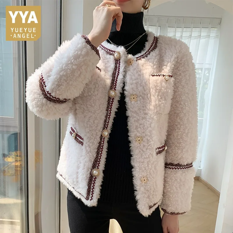 Fashion Chic Women Cashmere Jackets Autumn Embroidery Wool Short Overcoat Designer O-Neck Single Breasted Lamb Fur Warm Coat
Fashion Chic Women Cashmere Jackets Autumn Embroidery Wool Short Overcoat Designer O-Neck Single Breasted Lamb Fur Warm Coat