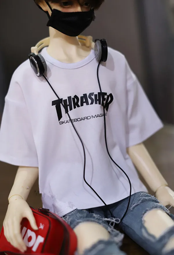 4 point 3 point Uncle BJD.SD doll top and T-shirt with Whale Bear lace-up casual hoodie
4 point 3 point Uncle BJD.SD doll top and T-shirt with Whale Bear lace-up casual hoodie
