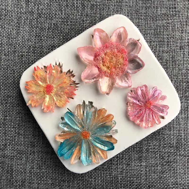 New lotus daisy flower silicone mold soft clay epoxy plaster car decoration modeling tool-020166
New lotus daisy flower silicone mold soft clay epoxy plaster car decoration modeling tool-020166