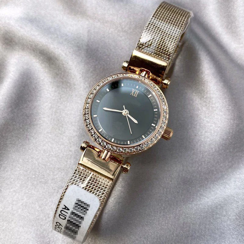Luxury Sapphire Glass Women Quartz Watch Stainless Steel Top Brand Ladies Dress Wrist Watches Female Clock Woman Wristwatch 26mm
Luxury Sapphire Glass Women Quartz Watch Stainless Steel Top Brand Ladies Dress Wrist Watches Female Clock Woman Wristwatch 26mm