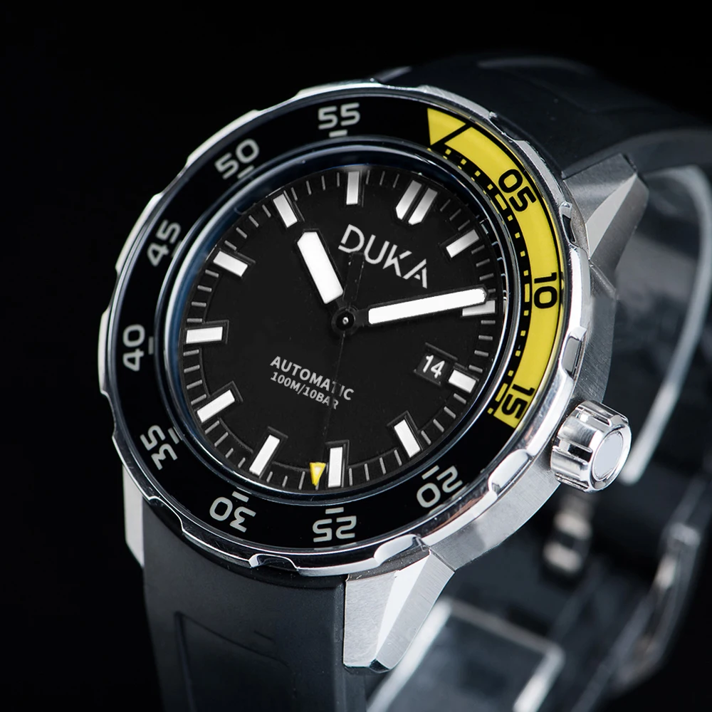 Новинка 2021, наручные часы, брендовые Роскошные автоматические часы для мужчин, механические часы для мужчин NH35 керамический Безель 100m, стал...
Новинка 2021, наручные часы, брендовые Роскошные автоматические часы для мужчин, механические часы для мужчин NH35 керамический Безель 100m, стал...