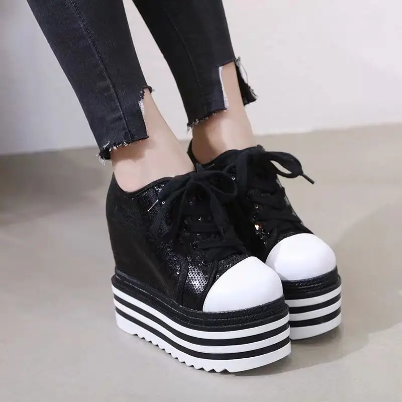 Super high heel wedge sandals sponge cake platform waterproof platform with thick sole and fashionable sequins for women's wear
Super high heel wedge sandals sponge cake platform waterproof platform with thick sole and fashionable sequins for women's wear