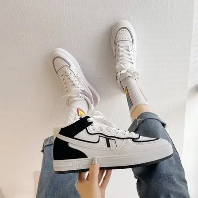 walking shoes High-top spring girls and autumn students Korean version of flat-bottomed sports and leisure hook board shoes
walking shoes High-top spring girls and autumn students Korean version of flat-bottomed sports and leisure hook board shoes