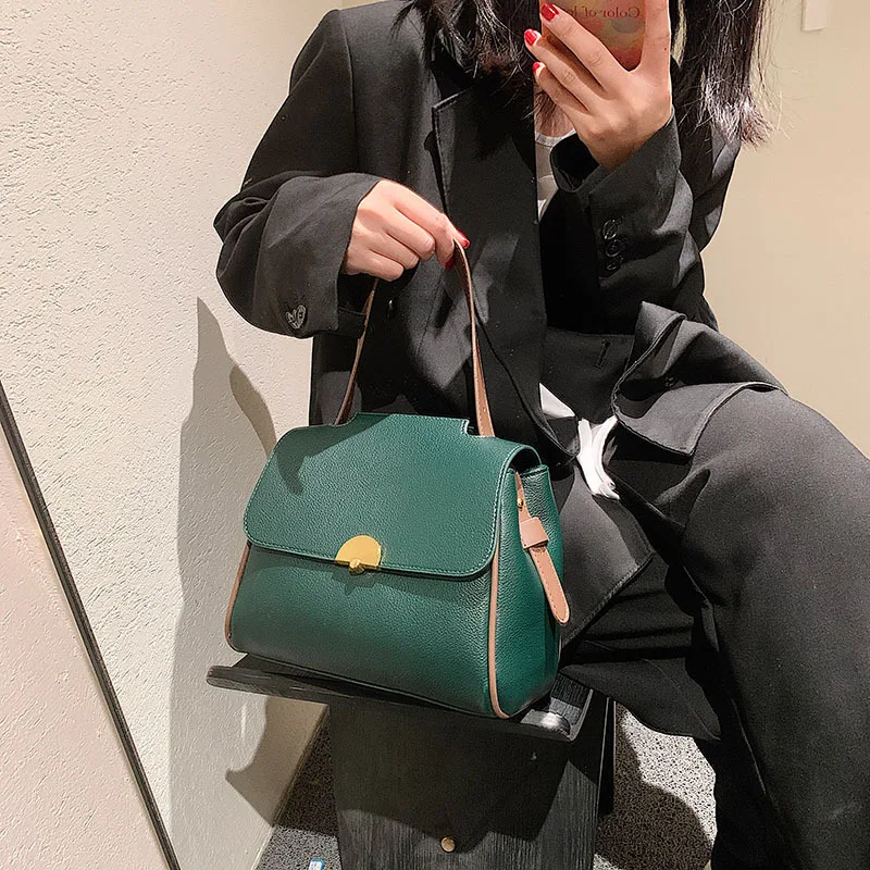 Модная Осенняя вместительная сумка, новинка 2021, однотонная женская сумка-раскладушка в стиле ретро на одно плечо
Модная Осенняя вместительная сумка, новинка 2021, однотонная женская сумка-раскладушка в стиле ретро на одно плечо