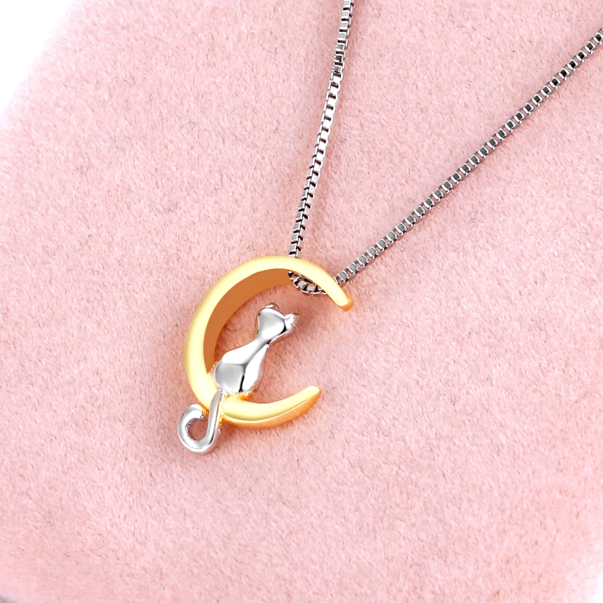 Creative Alloy Animal Choker Necklace For Women Cute Cat Moon Pendant Charms Clavicle Chain Necklace Engagement Jewelry Collar
Creative Alloy Animal Choker Necklace For Women Cute Cat Moon Pendant Charms Clavicle Chain Necklace Engagement Jewelry Collar