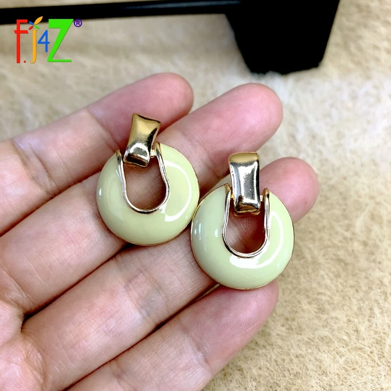 F.J4Z 2021 Trend Earrings for Women Designer Enamel Geometric Statement Earring Lady Party Gifts Jewelry Dropship
F.J4Z 2021 Trend Earrings for Women Designer Enamel Geometric Statement Earring Lady Party Gifts Jewelry Dropship