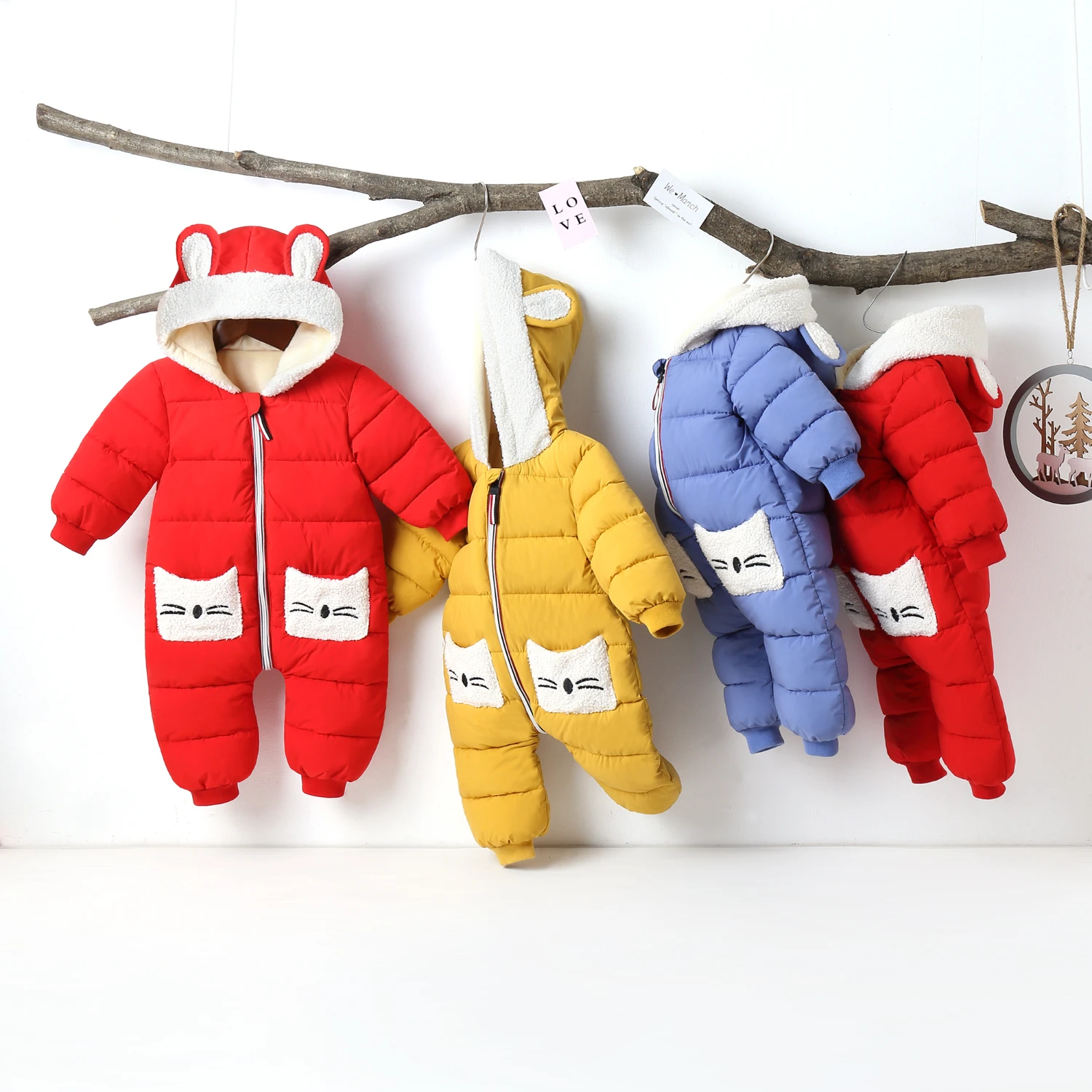 New born Baby girl coat Winter Hooded mantle Rompers Thick Warm Jumpsuit Overalls Snowsuit Children Boy Clothing kids clothes
New born Baby girl coat Winter Hooded mantle Rompers Thick Warm Jumpsuit Overalls Snowsuit Children Boy Clothing kids clothes