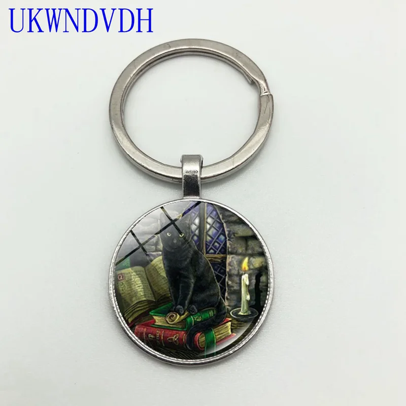 Creative black cat photo convex keychain jewelry retro fashion crystal pendant key ring pendant
Creative black cat photo convex keychain jewelry retro fashion crystal pendant key ring pendant