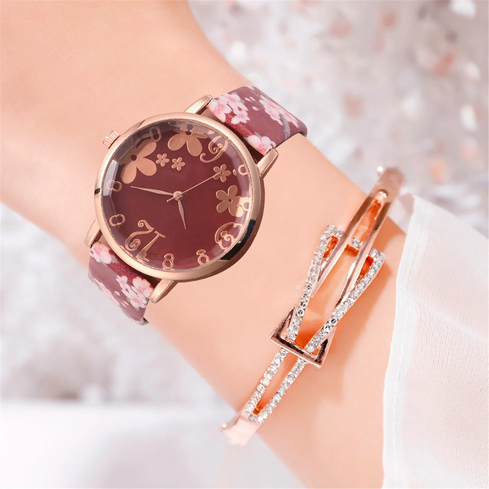 2021 Women Watches Montre Femme New Fashion Trend Printing Ladies Bracelet Watch Set Zegarek Damski Reloj Mujer
2021 Women Watches Montre Femme New Fashion Trend Printing Ladies Bracelet Watch Set Zegarek Damski Reloj Mujer